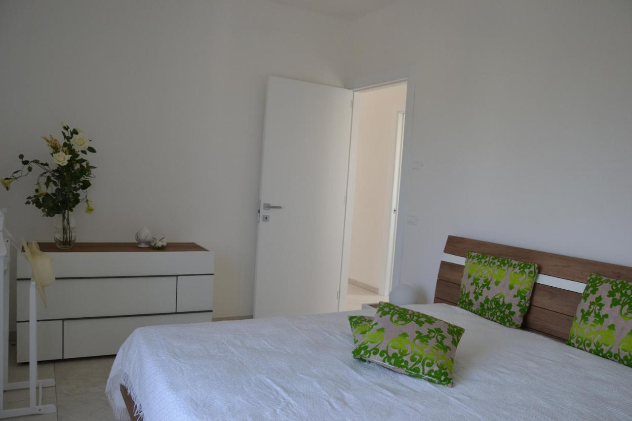 Aurora Apartment - Villaggio Di Mary لوكوروتوندو المظهر الخارجي الصورة